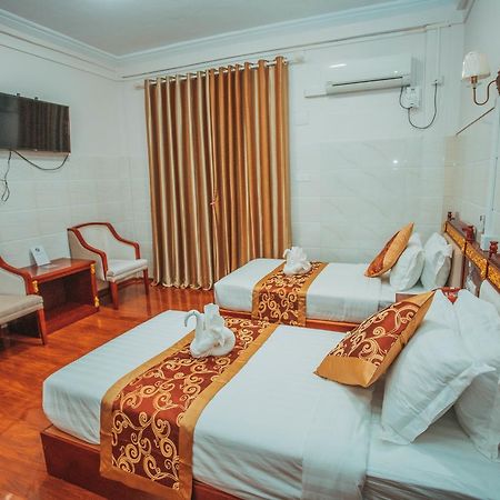 Amber Palace Hotel Myitkyinā Extérieur photo