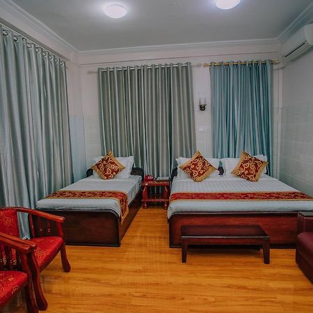 Amber Palace Hotel Myitkyinā Extérieur photo