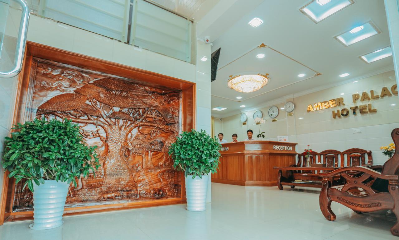 Amber Palace Hotel Myitkyinā Extérieur photo